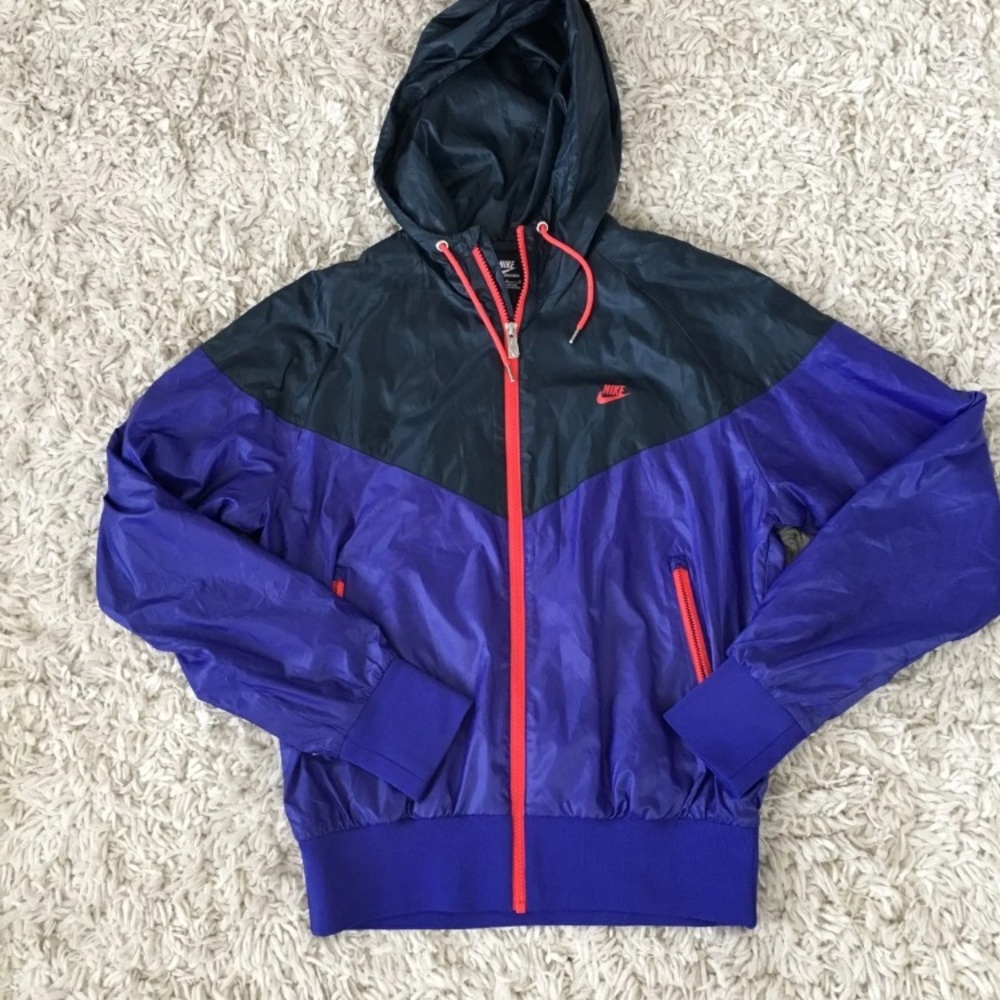 Nike windbreaker